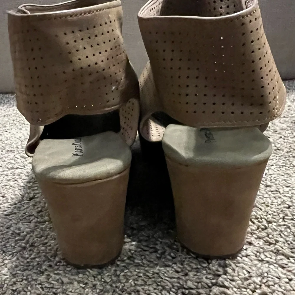 Pierre Dumas wedge size 10 - Picture 3 of 3